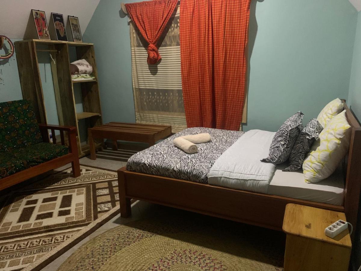 David Crater Homestay Lushoto Buitenkant foto