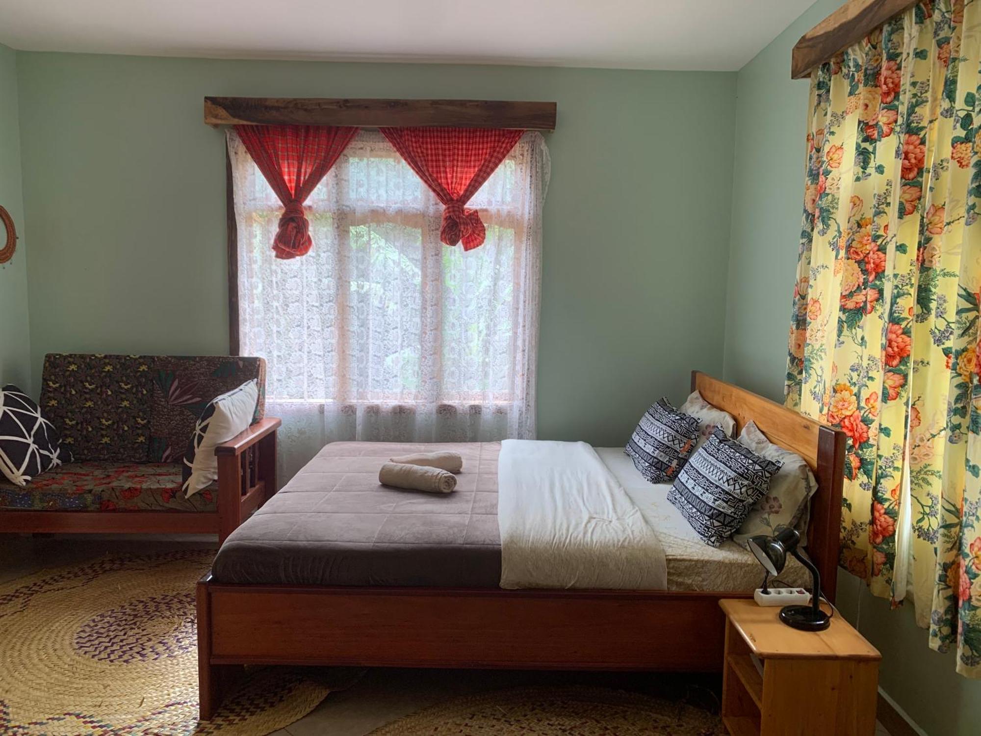 David Crater Homestay Lushoto Buitenkant foto