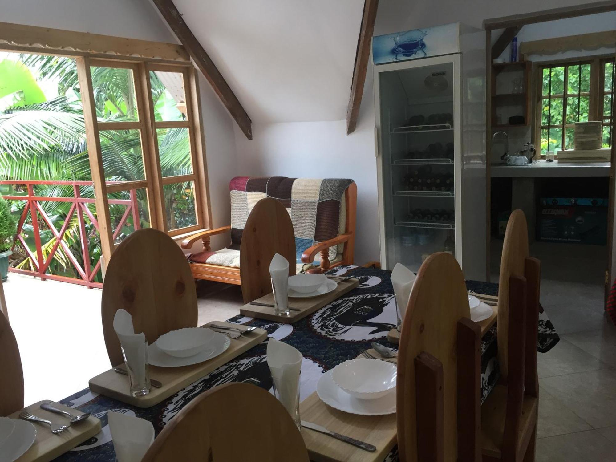 David Crater Homestay Lushoto Buitenkant foto
